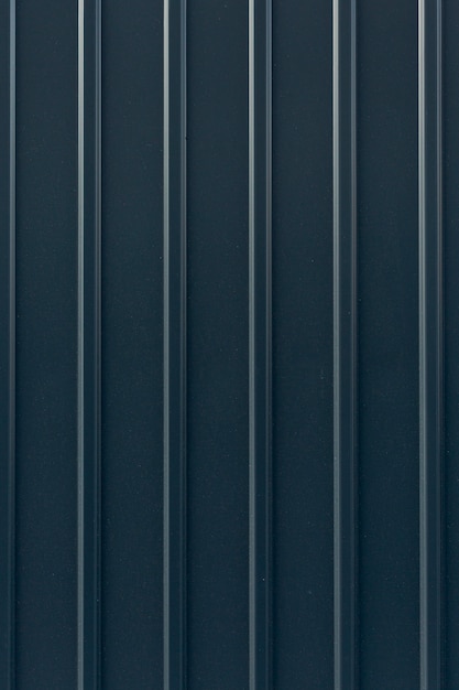 Забор из профлиста с металлическими столбами: фото и дизайн